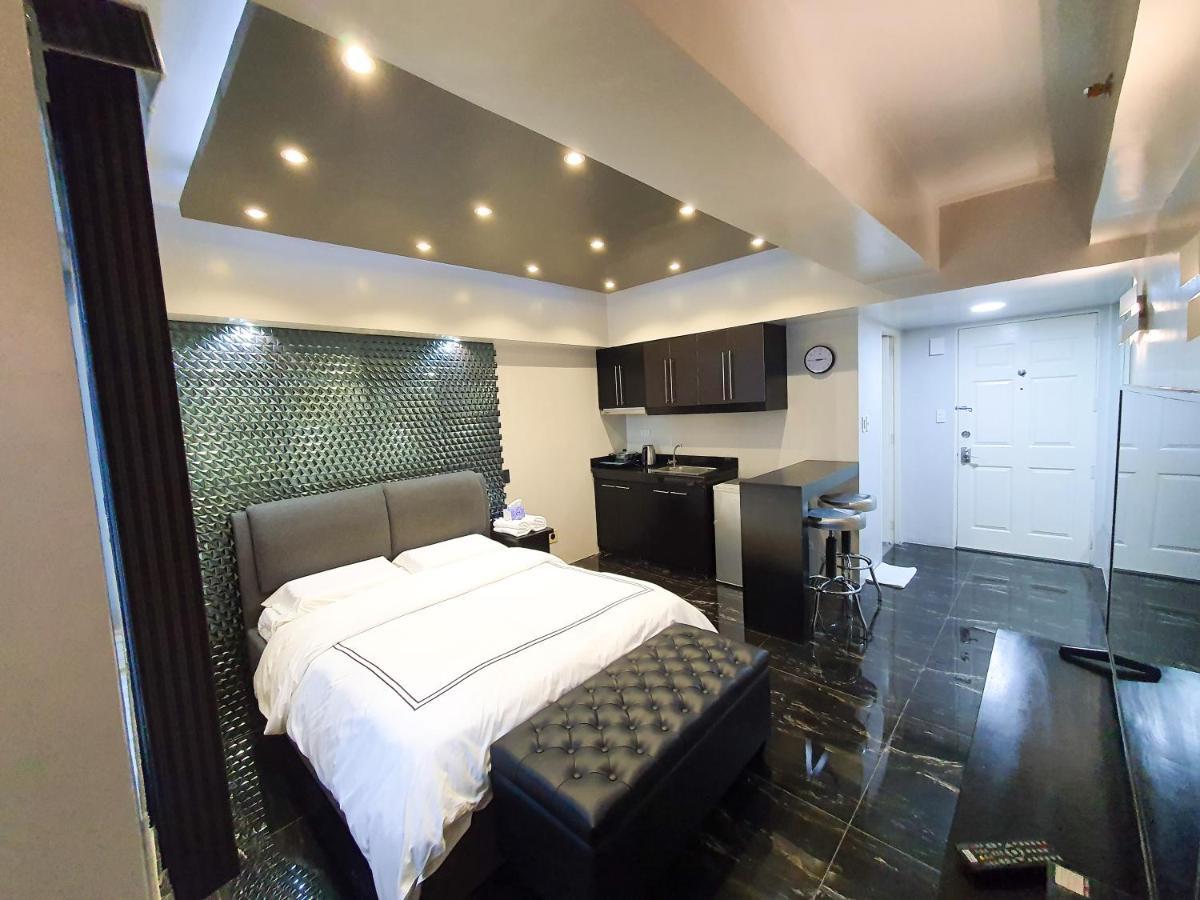 Burgundy Mckinley Place Service Apartment Manila Ngoại thất bức ảnh