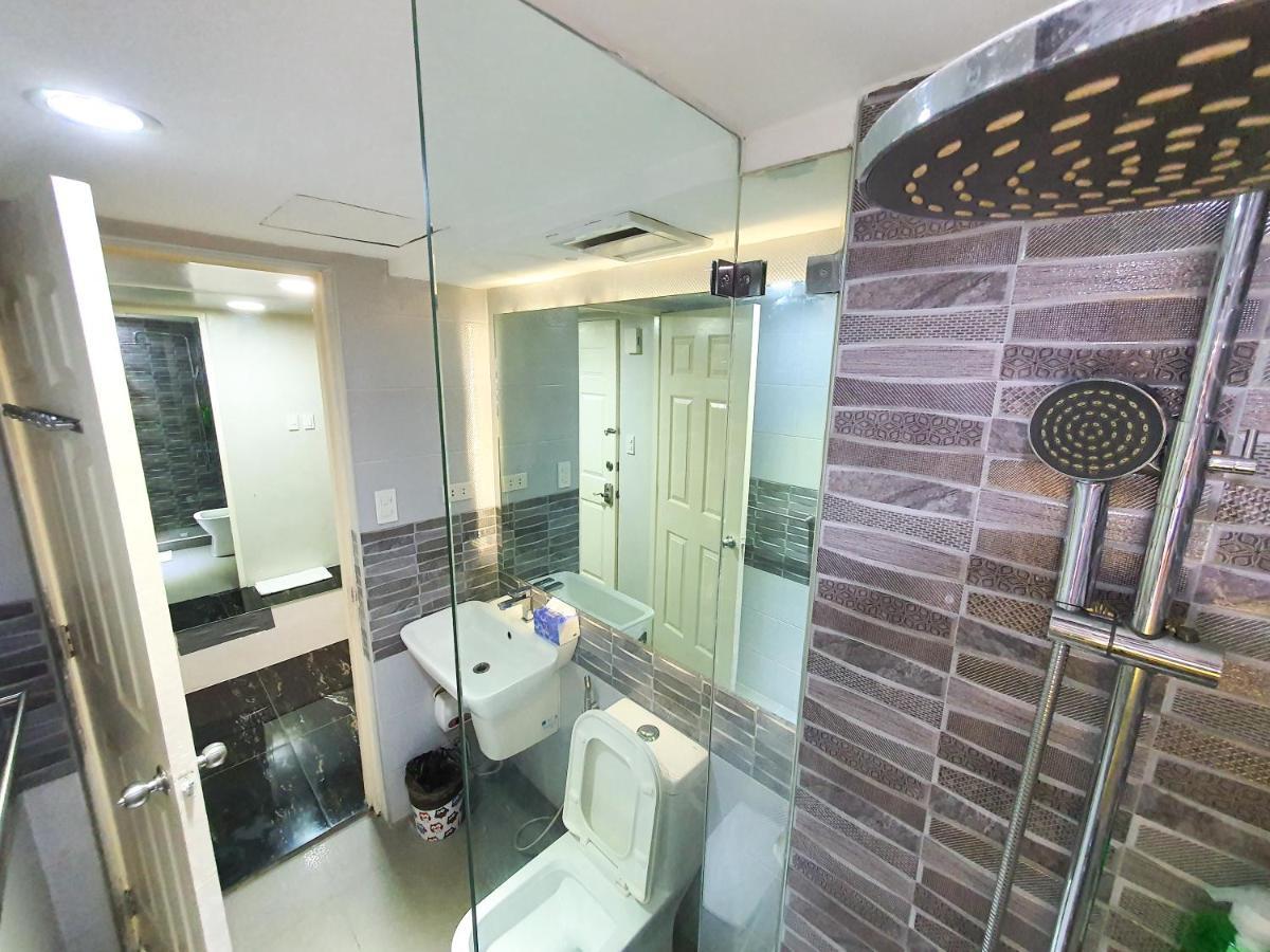 Burgundy Mckinley Place Service Apartment Manila Ngoại thất bức ảnh